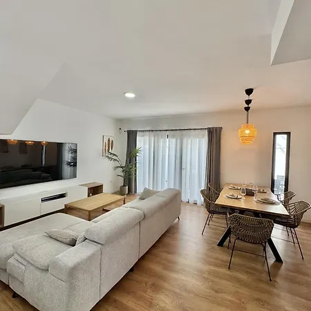 Casahost Gardenia Golf בית נופש