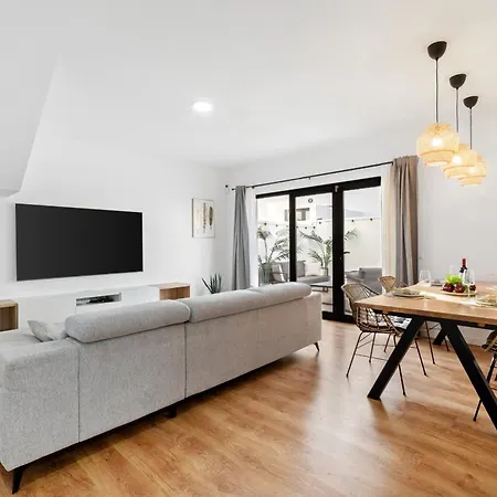 Casahost Gardenia Golf קוסטה טגוויסה